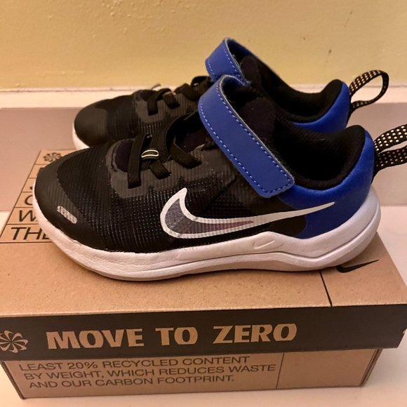 Nike Downshifter 12 NN Toddler Boy 9c - Picture 2 of 6